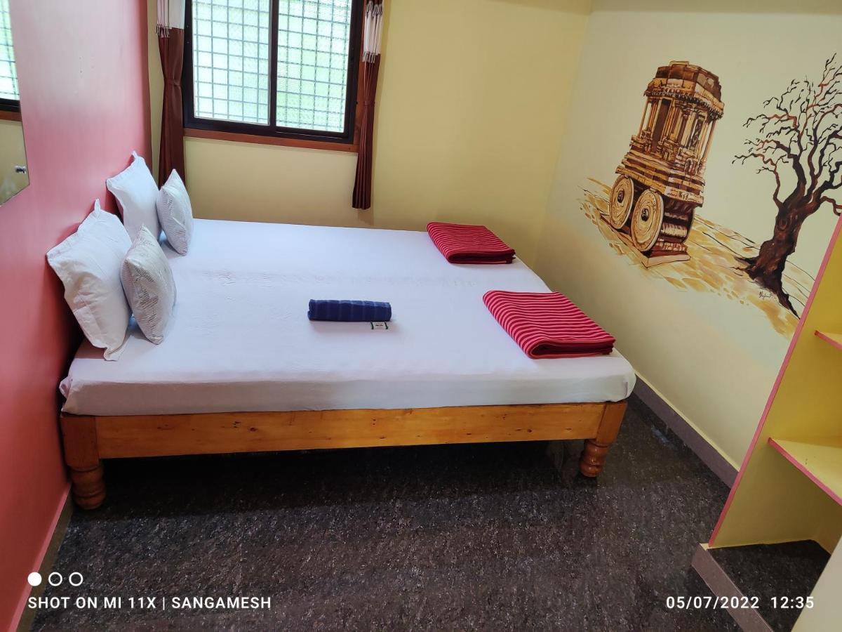 Vaibhav Home Stay Hampi Eksteriør bilde