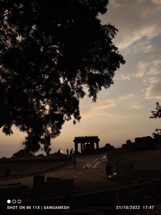 Vaibhav Home Stay Hampi Eksteriør bilde