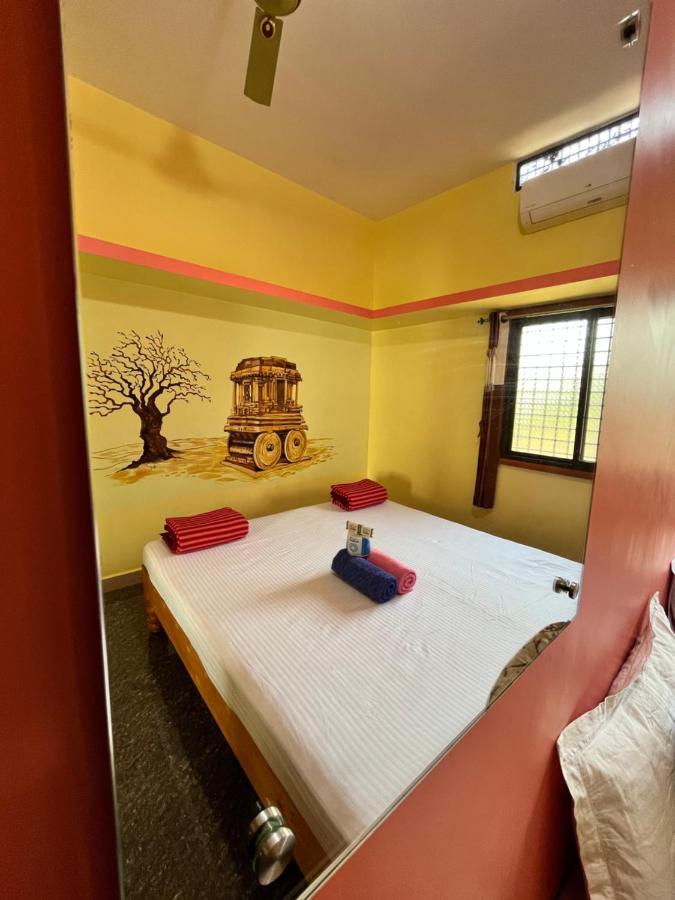 Vaibhav Home Stay Hampi Eksteriør bilde