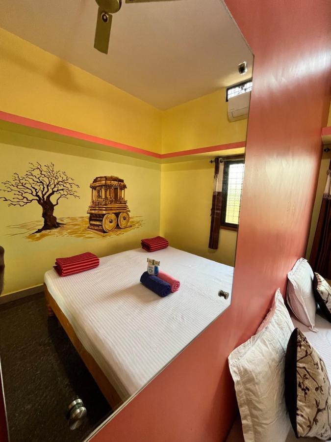 Vaibhav Home Stay Hampi Eksteriør bilde